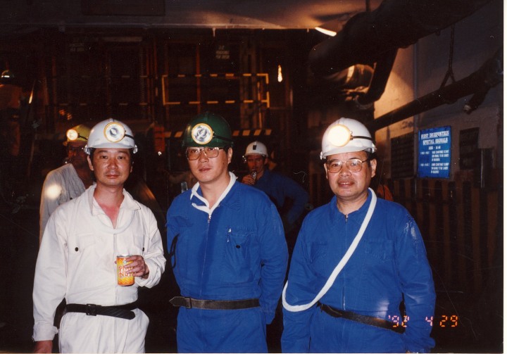 地下1,799ｍの南ア金鉱山　1992年５月